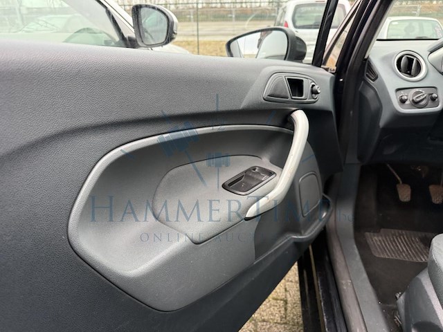 Ford fiesta 1.4i titanium, 2010 - afbeelding 28 van  31