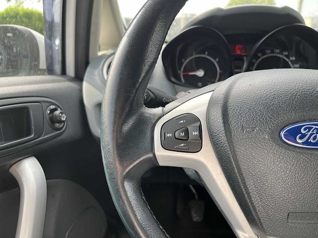 Ford fiesta 1.6 ghia 2009 | pp-613-j - afbeelding 9 van  16
