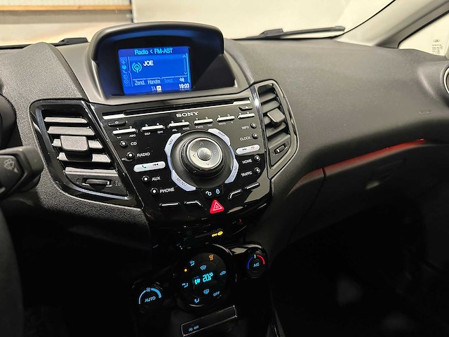 Ford fiesta 1.6 tdci lease tit. 4-xjv-47 - afbeelding 14 van  19