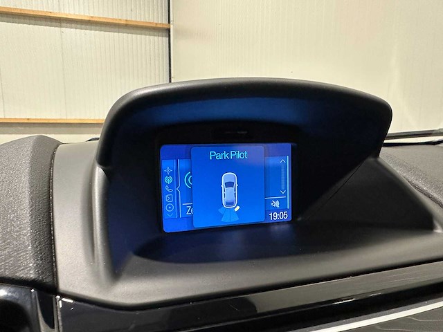 Ford fiesta 1.6 tdci lease tit. 4-xjv-47 - afbeelding 7 van  19