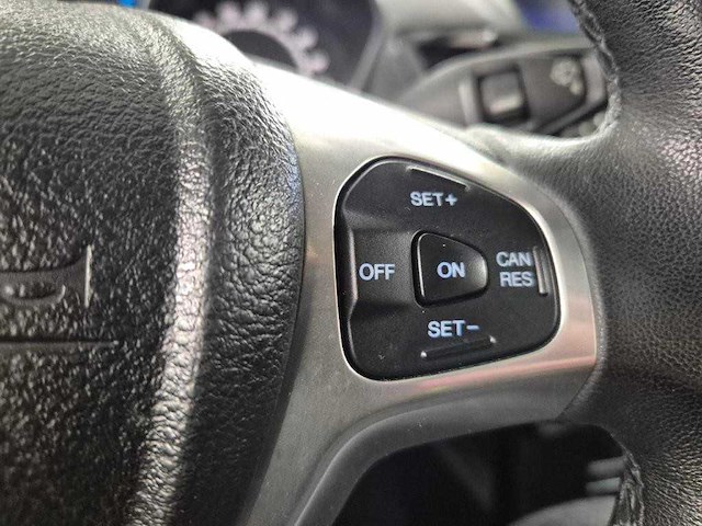 Ford fiesta 1.6 tdci titanium 2013 | 8-khv-72 - afbeelding 6 van  18