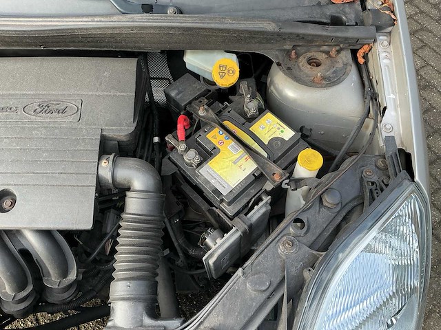 Ford fiesta 35-nb-nk - afbeelding 16 van  24
