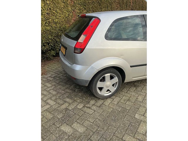 Ford fiesta 35-nb-nk - afbeelding 20 van  24