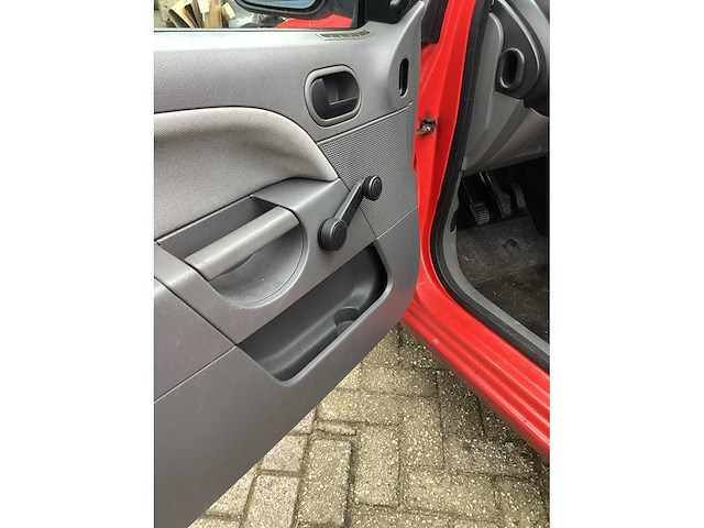 Ford fiesta 46-nf-xk - afbeelding 21 van  30