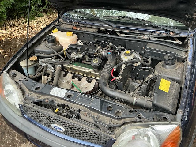 Ford fiesta personenauto - afbeelding 8 van  17