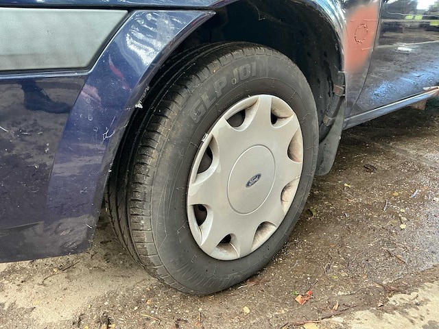 Ford fiesta personenauto - afbeelding 6 van  22