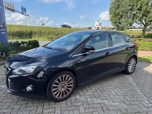 Ford focus 1.0 ecob. titanium, 95-xgb-9 - afbeelding 1 van  19