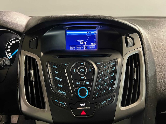 Ford focus 1.0 ecoboost trend, 8-krf-42 - afbeelding 4 van  17