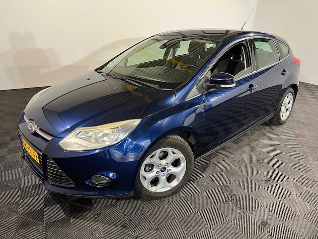Ford focus 1.0 ecoboost trend, 8-krf-42 - afbeelding 1 van  17