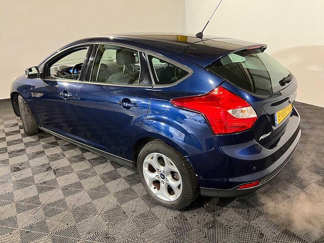 Ford focus 1.0 ecoboost trend, 8-krf-42 - afbeelding 10 van  17