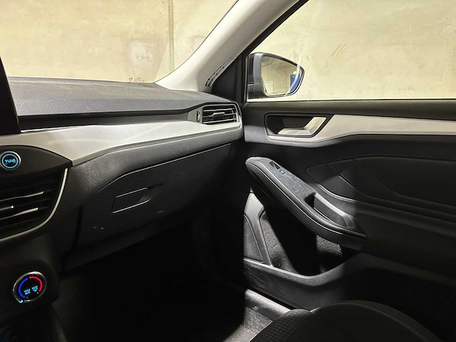 Ford focus 1.0 ecoboost trend edition business 101pk 2020 (origineel-nl + 1e eigenaar), h-037-fl - afbeelding 19 van  52