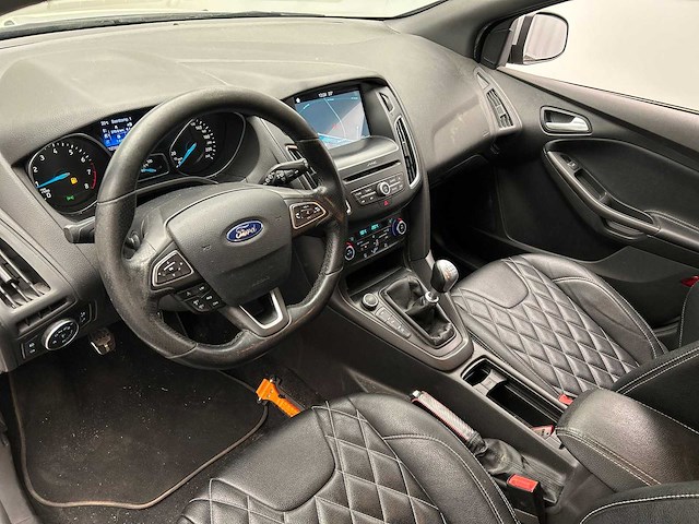 Ford focus 1.0 st-line 2017 | nl-748-f - afbeelding 16 van  45