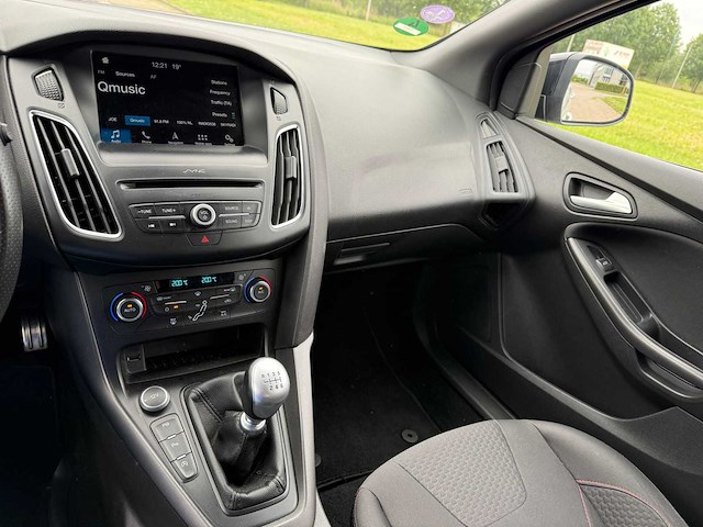Ford focus 1.0 st line,* tg-841-z - afbeelding 7 van  21