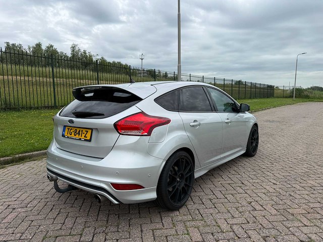Ford focus 1.0 st line,* tg-841-z - afbeelding 12 van  21