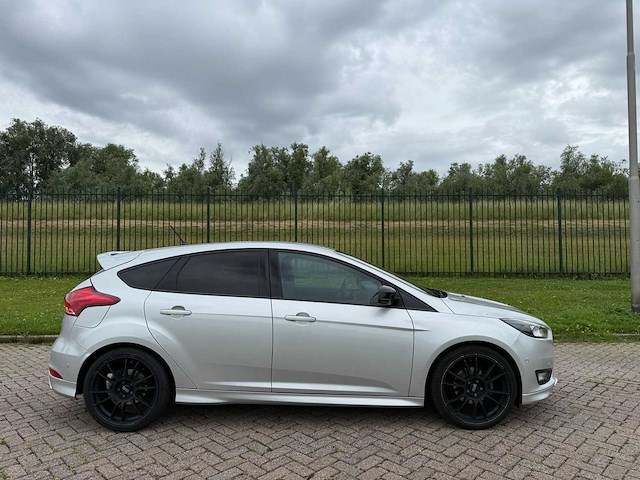 Ford focus 1.0 st line,* tg-841-z - afbeelding 17 van  21