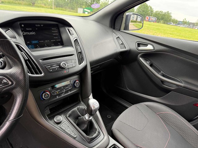 Ford focus 1.0 st line,* tg-841-z - afbeelding 21 van  21