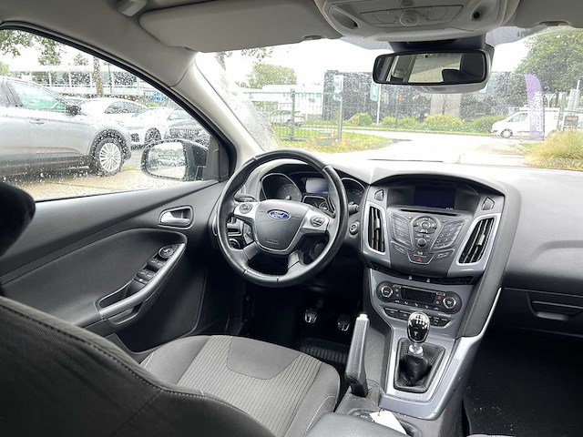 Ford focus 1.0 turbo edition plus | 4-szj-14 - afbeelding 21 van  26