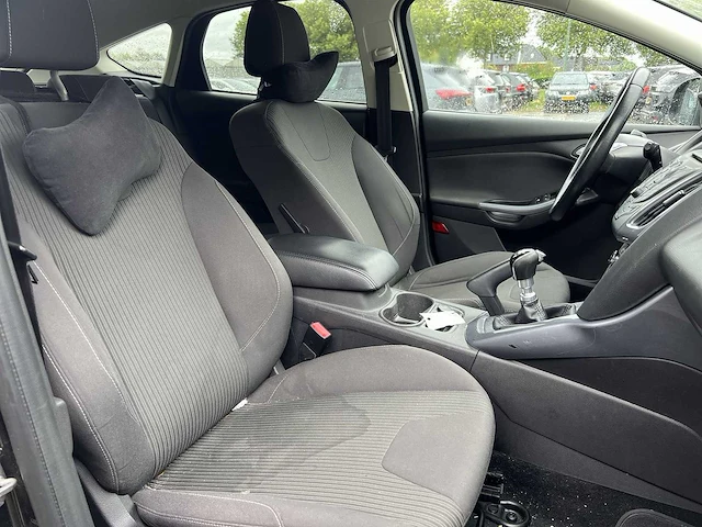 Ford focus 1.0 turbo edition plus | 4-szj-14 - afbeelding 17 van  27