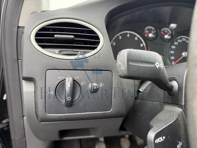 Ford focus 1.4i 16v ambiente, 2006 - afbeelding 10 van  32