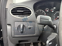 Ford focus 1.4i 16v ambiente, 2006 - afbeelding 10 van  32