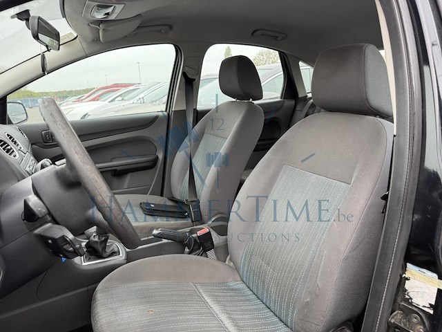 Ford focus 1.4i 16v ambiente, 2006 - afbeelding 32 van  32