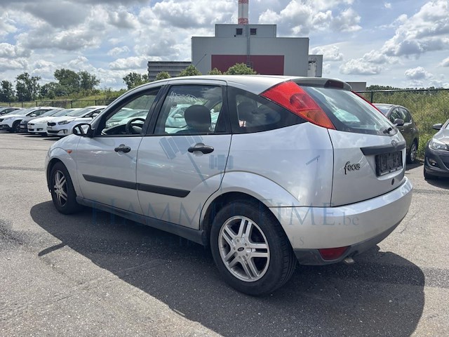 Ford focus 1.4i 16v ambiente,2001 - afbeelding 26 van  28