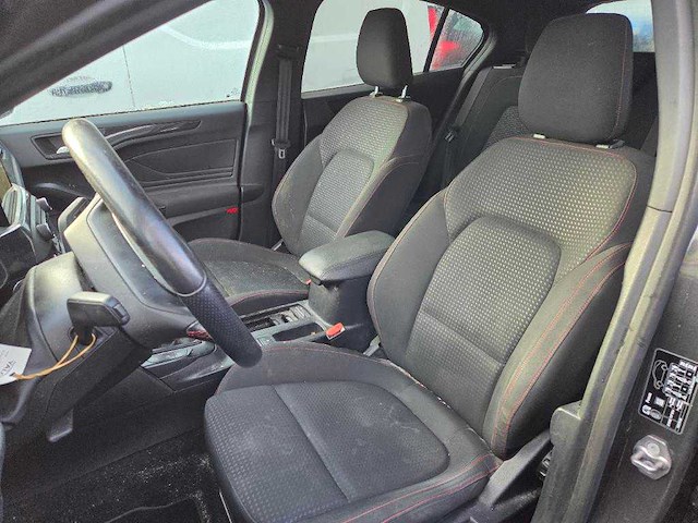 Ford focus 1.5 ecoblue st line business* tr-832-g - afbeelding 10 van  13