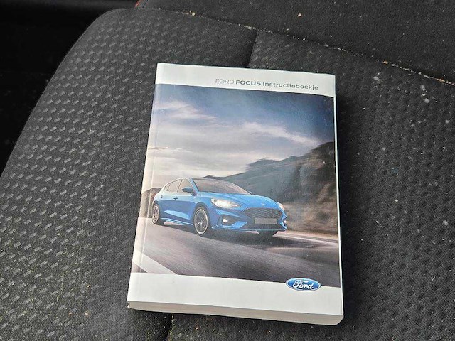 Ford focus 1.5 ecoblue st line business* tr-832-g - afbeelding 9 van  17