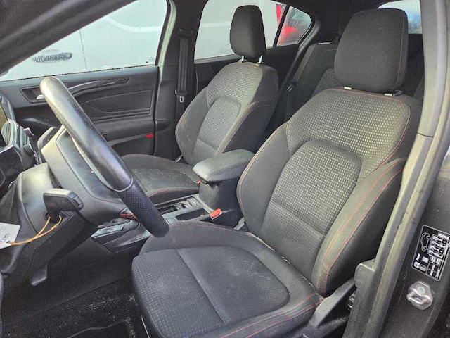 Ford focus 1.5 ecoblue st line business* tr-832-g - afbeelding 14 van  17