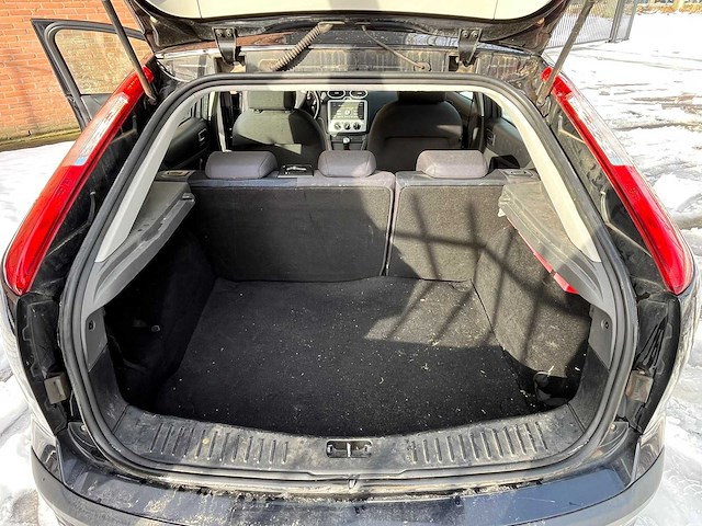 Ford focus 1.6-16v first edition, 55-rd-vb - afbeelding 14 van  14