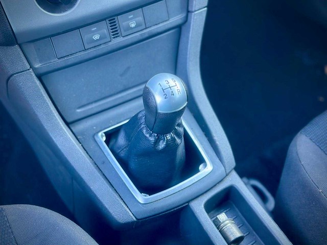 Ford focus 1.6 16v first edition, 55-rd-vb - afbeelding 2 van  14