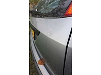 Ford focus 1.6-16v futura 2004 - afbeelding 10 van  22