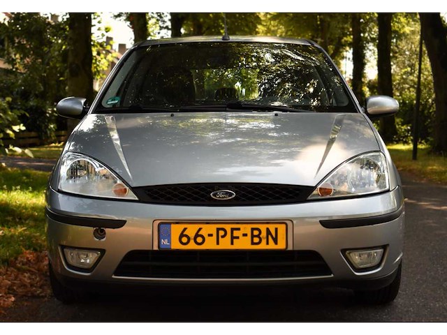 Ford focus 1.6-16v futura 2004 - afbeelding 12 van  22