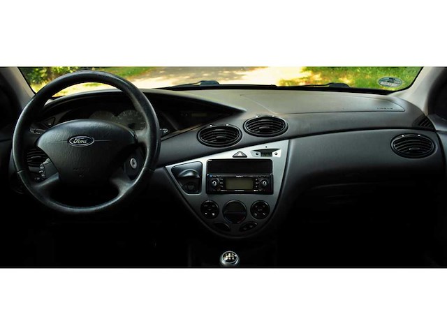 Ford focus 1.6-16v futura 2004 - afbeelding 4 van  26