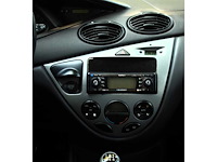 Ford focus 1.6-16v futura 2004 - afbeelding 7 van  26