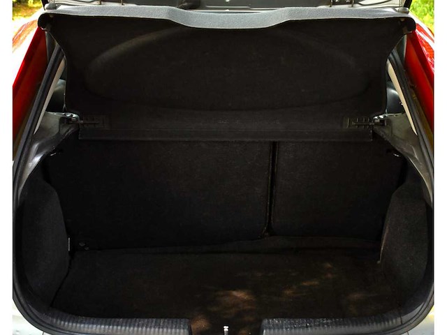 Ford focus 1.6-16v futura 2004 - afbeelding 9 van  26