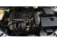 Ford focus 1.6-16v futura 2004 - afbeelding 11 van  26
