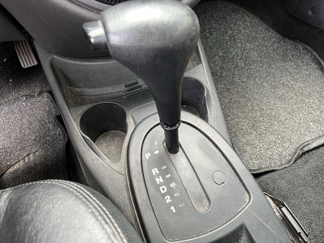 Ford focus 1.6-16v futura 2005 | 06-pz-tj - afbeelding 15 van  43