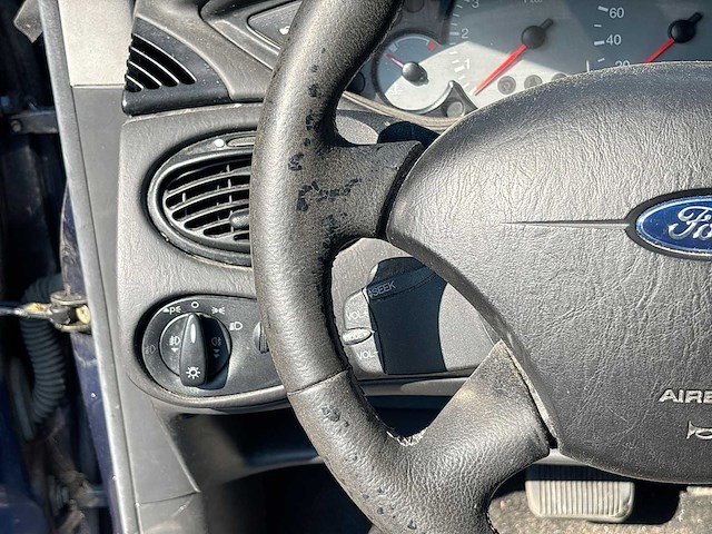 Ford focus 1.6-16v futura 2005 | 06-pz-tj - afbeelding 16 van  43