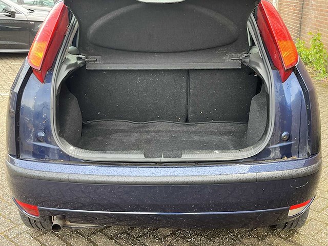 Ford focus 1.6-16v futura 2005 | 06-pz-tj - afbeelding 17 van  43