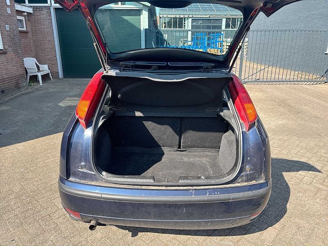 Ford focus 1.6-16v futura 2005 | 06-pz-tj - afbeelding 30 van  43
