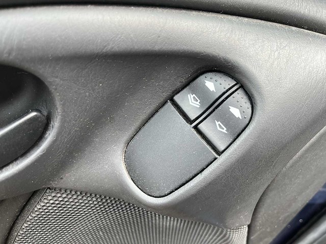 Ford focus 1.6-16v futura 2005 | 06-pz-tj - afbeelding 41 van  43
