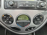 Ford focus 1.6-16v futura 2005 | 06-pz-tj - afbeelding 13 van  43