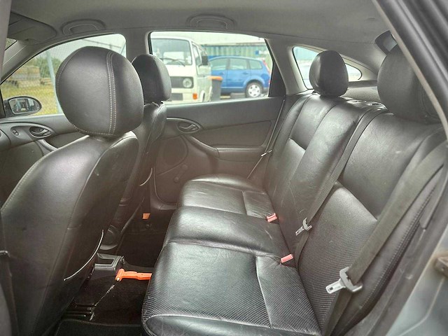 Ford focus 1.6 16v futura, 79-pg-nv - afbeelding 9 van  14