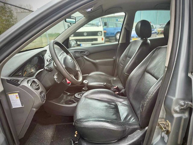 Ford focus 1.6 16v futura, 79-pg-nv - afbeelding 10 van  14