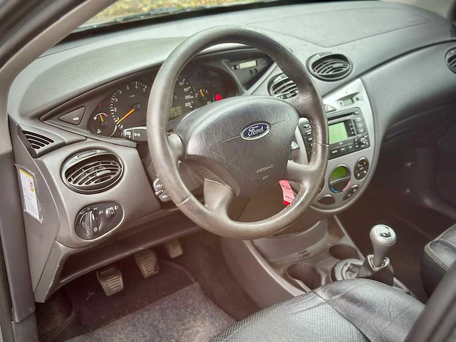 Ford focus 1.6 16v futura, 79-pg-nv - afbeelding 11 van  14
