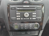 Ford focus 1.6-16v ghia 62-td-jb - afbeelding 3 van  10