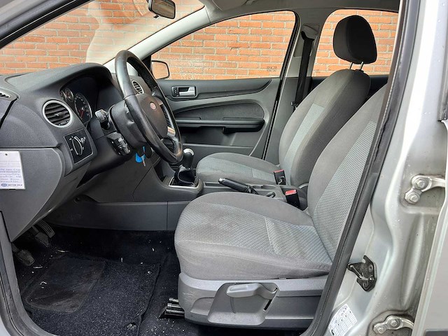 Ford focus 1.6-16v trend, 52-xb-td - afbeelding 3 van  19