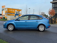 Ford focus 1.8 limited 2010 | 75-knd-5 iaw - afbeelding 33 van  33