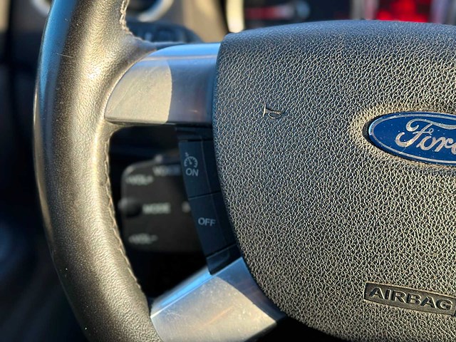 Ford focus 1.8 limited, 56-kft-1 - afbeelding 5 van  17